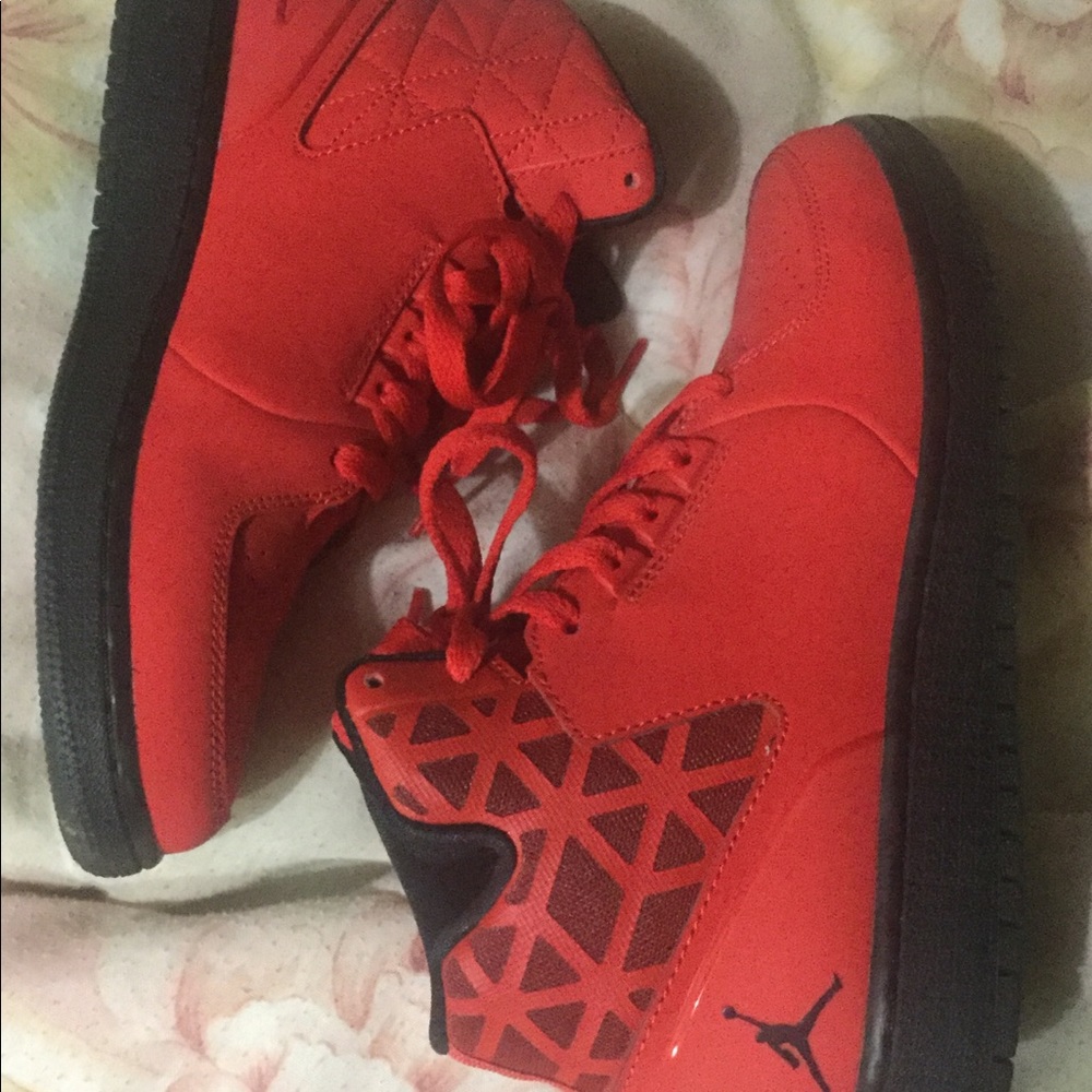 Shoes - Picture 2 of 3
